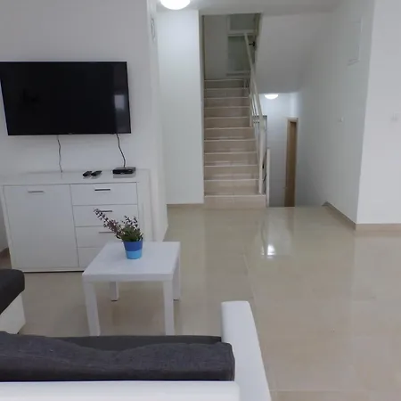 By The Sea Savar, Dugi Otok - 11540 Apartman *