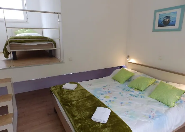 Apartman Apartments By The Sea Savar, Dugi Otok - 11540